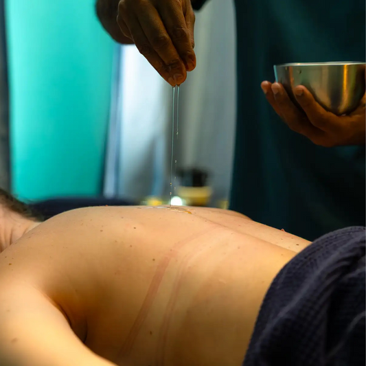 Celotelová imunizačná a detoxikačná masáž ABHYANGAM